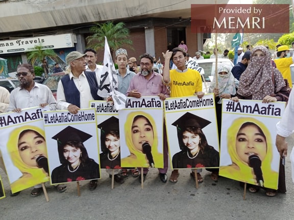Manifestantes exigen la liberación de la Dra. Aafia Siddiqui, actualmente encarcelada en una prisión en Texas