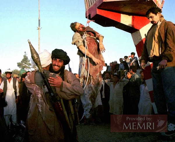 En 1996, los talibanes afganos ahorcaron al ex-presidente Dr. Najibullah (foto cortesía: desconocida)