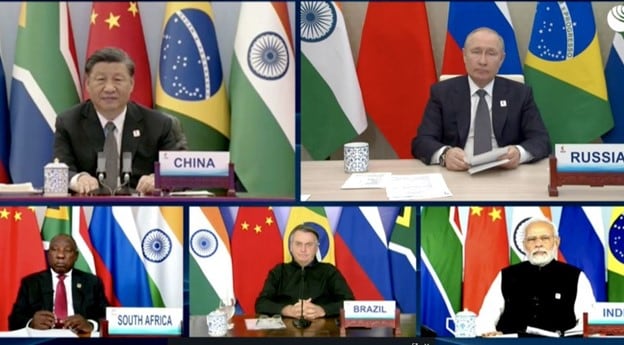 Líderes de los países BRICS en su cumbre celebrada en junio, 2022 vía videoconferencia (Fuente: Katehon.com)