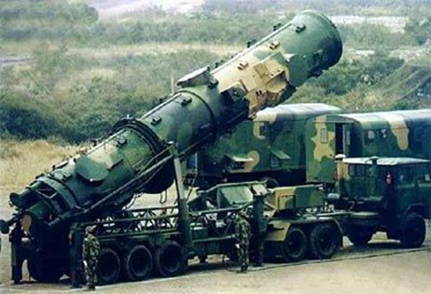 Description: 中国“东风-41”洲际导弹。(Public Domain) 