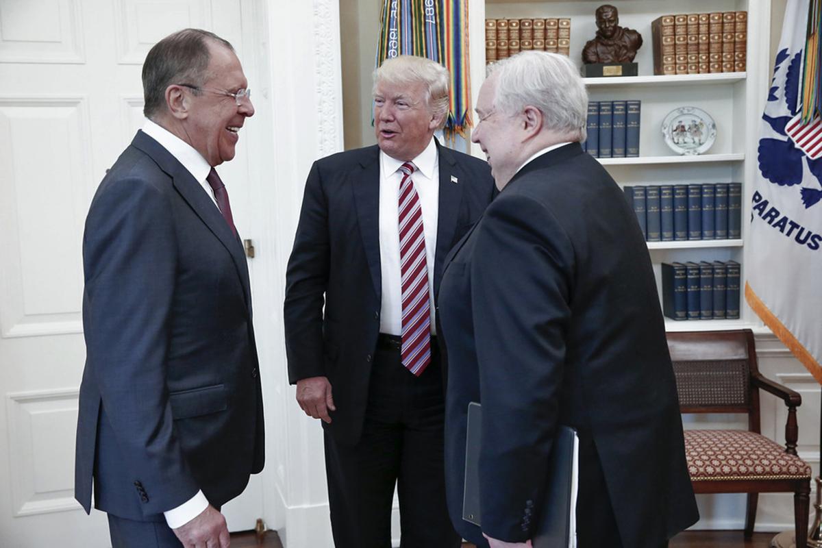 Lavrov with Kislyak meets Trump